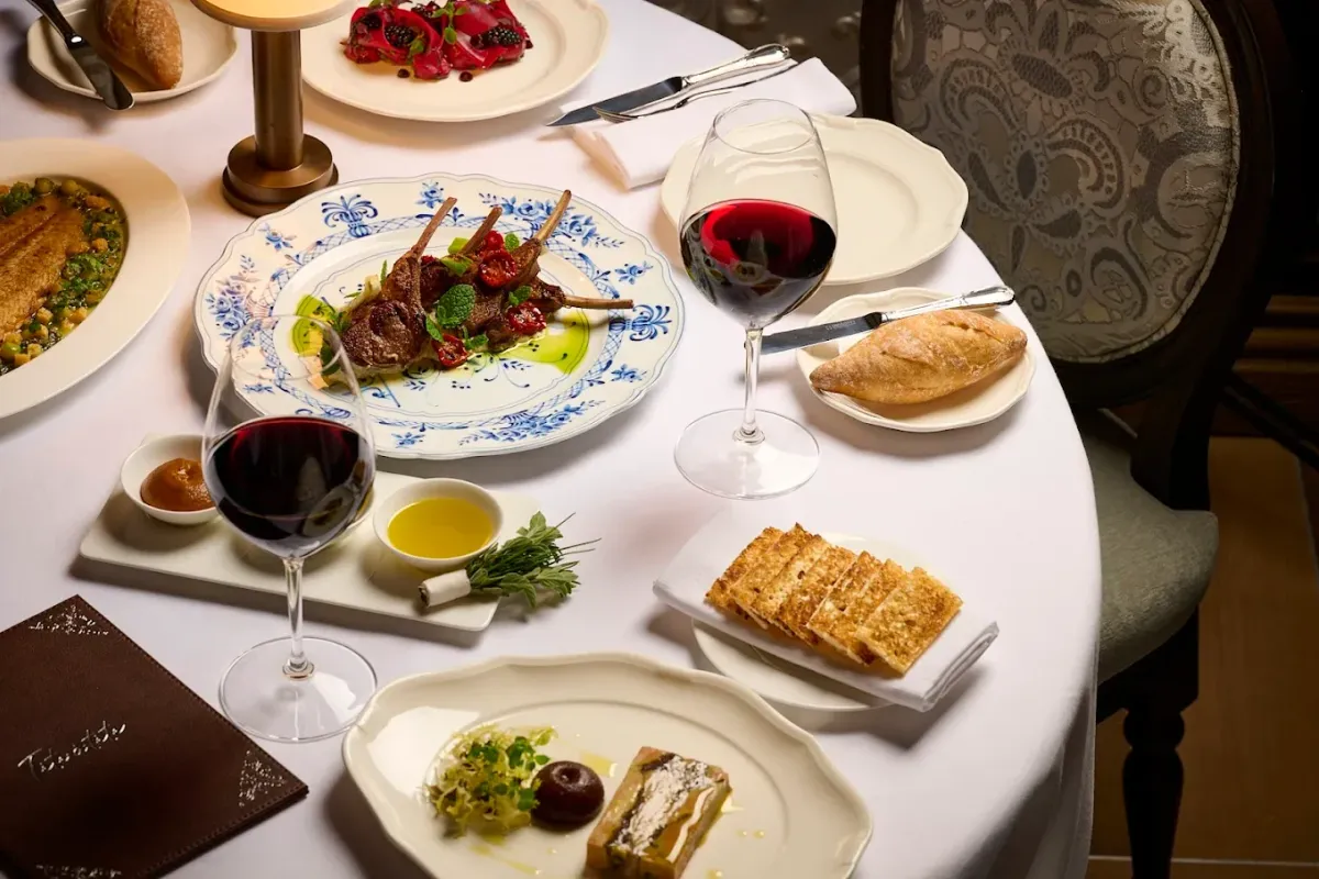 Tête à Tête thumbnail 3