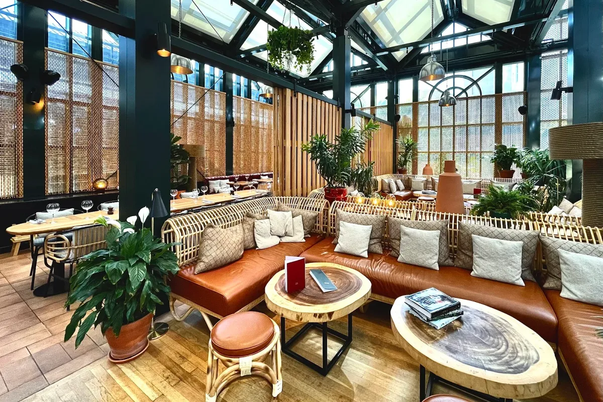 Eugène Eugène thumbnail 6