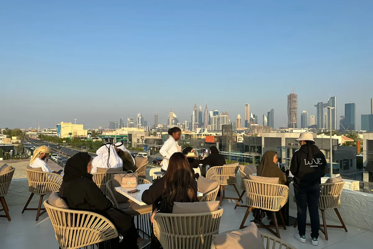 Lune Lounge thumbnail 4