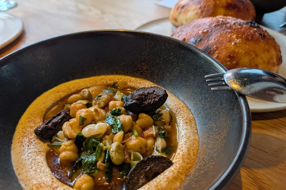 Aalia Restaurant Sydney thumbnail 3